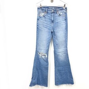 American Eagle Women 4 Jeans Light Wash Pants Distressed Stretch Flare High Rise